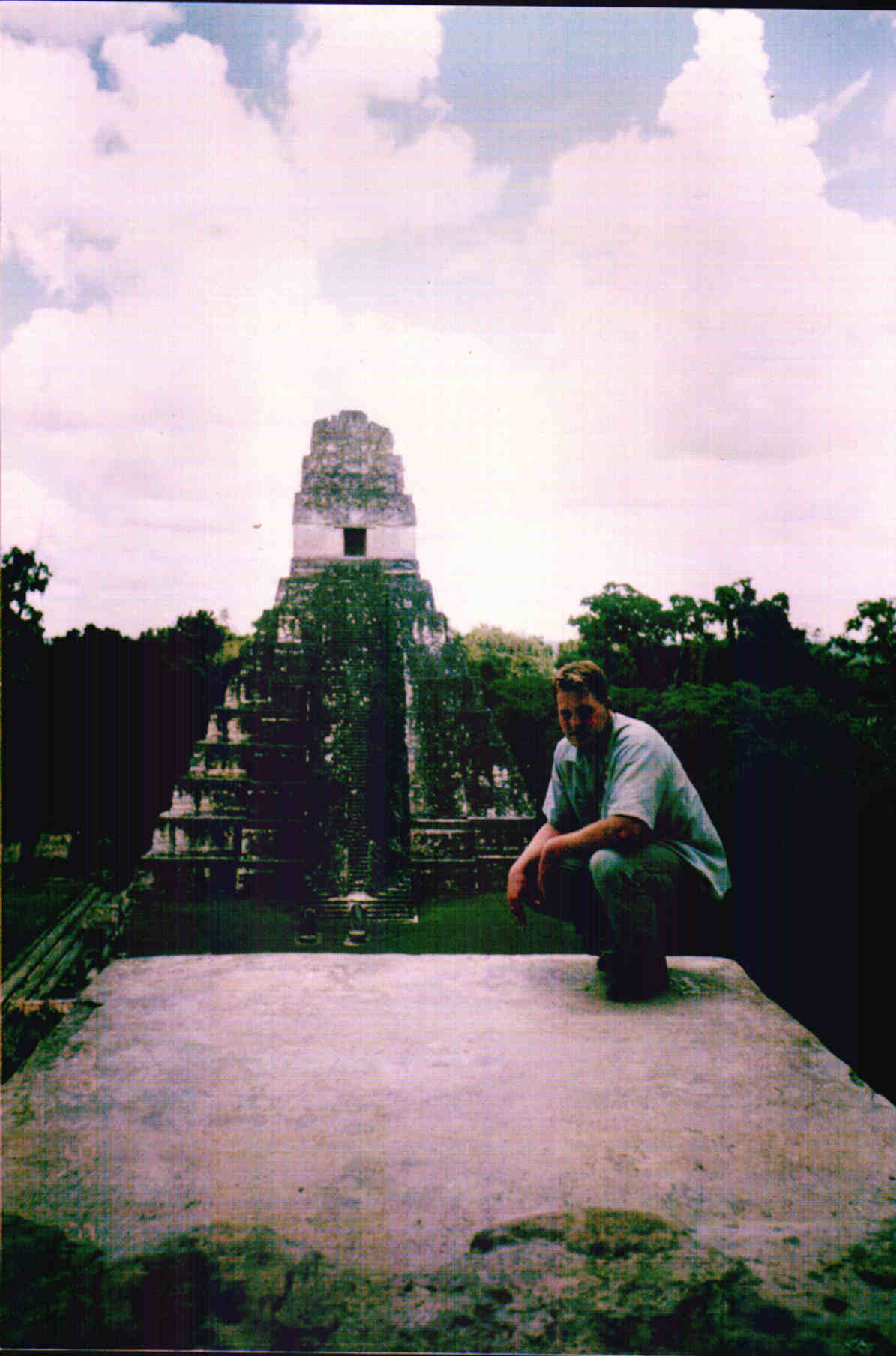 El gran jaguar de Tikal
Brian V. Draney
20 Mar 2003