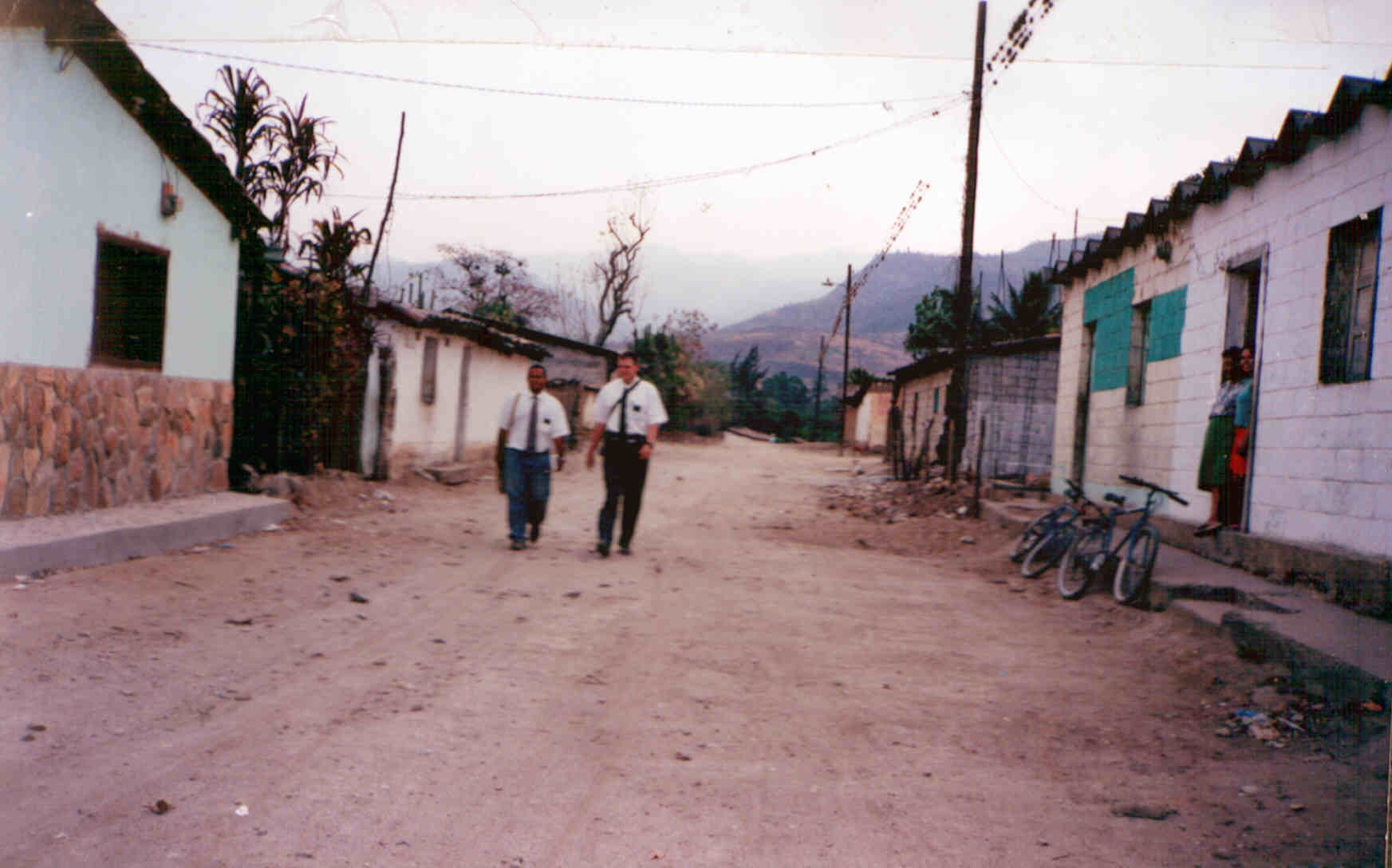 Cruisin' the streets of San Miguel Chicaj, 20 mins away from Salama.
Brian V. Draney
20 Mar 2003