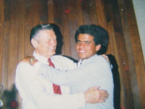 al prinsipio de mi mision el una autoridad general visito la mission (1989)
CARLOS AUGUSTO MENENDEZ
30 Jul 2003