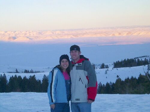 This was up at the Bear Lake lookout a few weeks ago.
Richard  Reeves
06 Feb 2004