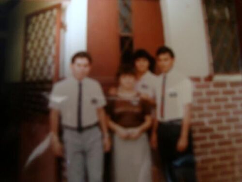 HERMANA LUCAS, HERMANA MONTUFAR, ELDER CHAVEZ Y YO
BAYRON HUMBERTO  BATEN BARRONDO
23 Jun 2009