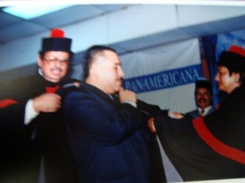 CULMINANOD MIS ESTUDIOS UNIVERSITARIOS Y GRADUANDOME DE ABOGADO Y NOTARIO
BAYRON HUMBERTO  BATEN BARRONDO
25 Jun 2009