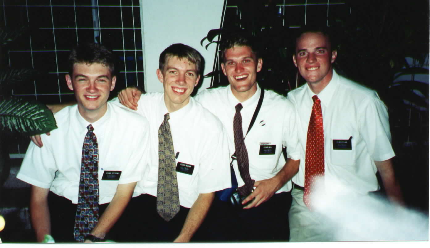 Catrachos Blancitos
Shaun Steven Neal
24 Jan 2002