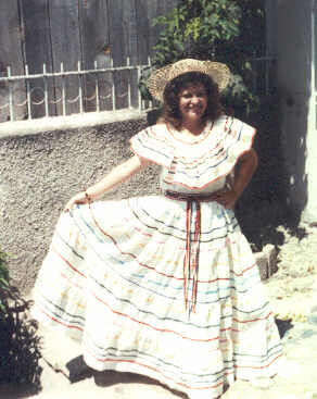A sister in the ward in Pedregal made this dress for me.
Ann  Jenson
11 Apr 2003