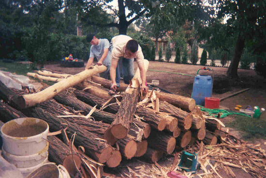 This is Elder Carson Workman and Elder Benjamin Wardle doing service for an investigator in Veszprém. Aug or Sept 2003
Jacob Kenneth Ritter
15 Nov 2005