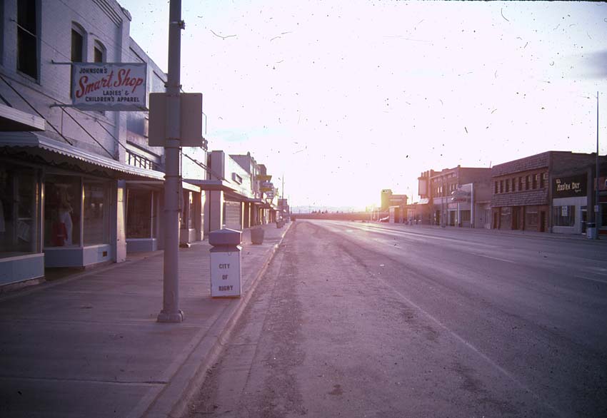Rigby Street scene 1983
Phillip  Vogt (Weyers)
11 Oct 2006
