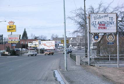 St Anthony street scene 1983
Phillip  Vogt (Weyers)
11 Oct 2006
