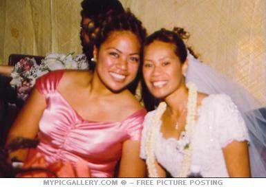 ME AND MY LIL SISTER THE MAID OF HONOR
SELA  LANGI
14 Oct 2005