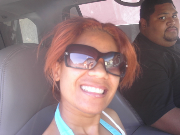 ON OUR WAY TO THE BEACH
SELA  LANGI
21 Dec 2006