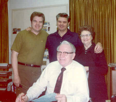 family visits Elder ? with President Welling.  circa 1972-1975
Dane A. Williams
20 Nov 2001