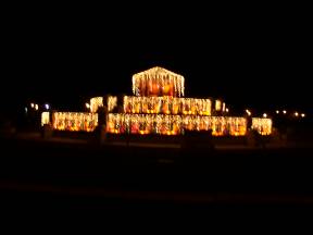 Buckingham fountain decked out in holiday finery.  2001
Dane A. Williams
19 Dec 2001