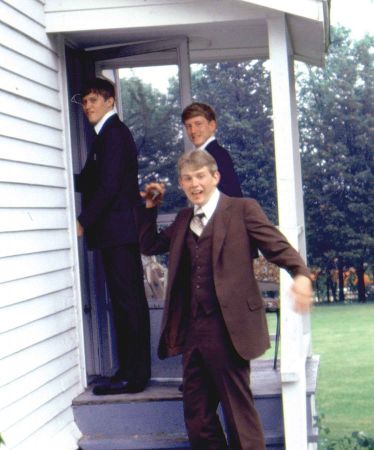 Elders Hershey, Reeves and ???? in Crystal Lake Illinois
Melissa Overson
31 Aug 2006