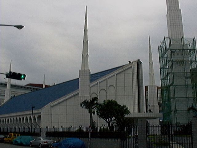 This is a picture of the Taiwan Temple taken during the Temple Excursion on Oct 21, 1999
David Brewer
10 Mar 2002