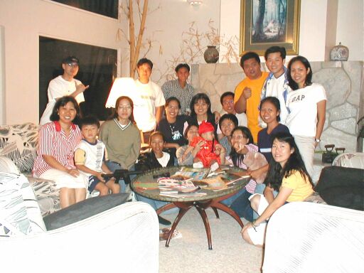 BYU-Hawaii Students under Singapore, Malaysia and Indonesia Club celebrate 2001 Chinese New Year
Hartanto  Tjioe
25 Mar 2002