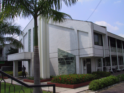 This is a picture taken by Chad Emmett of the Solo Barat chapel in the Summer of 2002.  The CES offices are also housed there.
David Brewer
05 Jan 2003