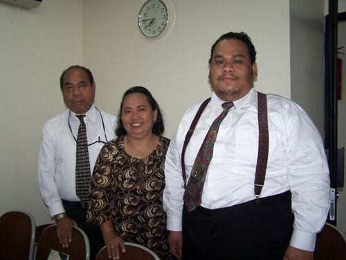 Brother and Sister Lajar and son (Sister Lajar, nick name is Kartini
from Jogyakarta, she was baptized by Elder Bird)
David Brewer
05 Mar 2006
