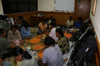 Food prep in the Jogja Chapel.
Chad  Emmett
06 Jun 2006