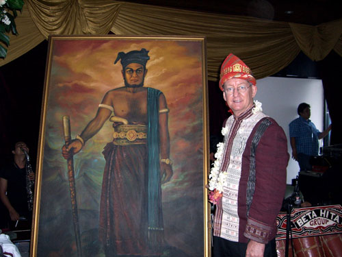 President and Sister Jensen receiving the Batak Marga, 20 January 2007
David Brewer
27 Jan 2007