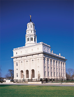 The Nauvoo Illinois Temple -- Click for detail