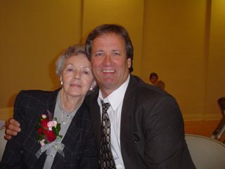 Sister Gibney & Elder Thornock
Del Moffat Thornock
24 Jan 2006