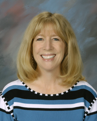 Lynnette  Kelly Alumni Photo