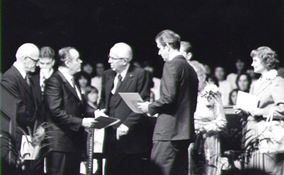 Church leaders from Salt Lake and Italy organize the 1st stake in Italy in Milano 1981
Terry May Madsen
09 Apr 2007