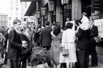 Members and missionaries gather outside the building where the Milan Italy Stake was organized in 1981
Terry May Madsen
09 Apr 2007