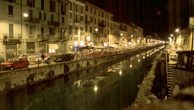 A not so great location in the 80's has been regentrified and this southwest zone in Milan is a great place to have a pizza at night.
Terry May Madsen
09 Apr 2007