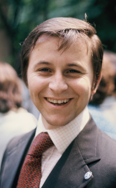 This is Presidente Bensi, during a Torino conference, looking great.  What a great time to be there!
Mel  Messer
10 Mar 2009