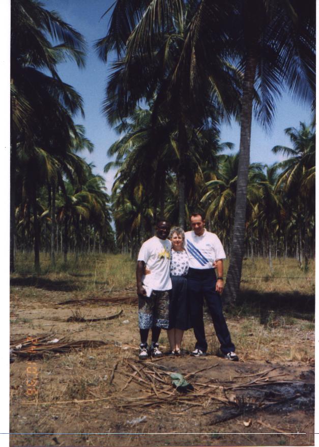 near Bassam
(Elder Yoro is there as well)
Korey Payne
08 Apr 2002
