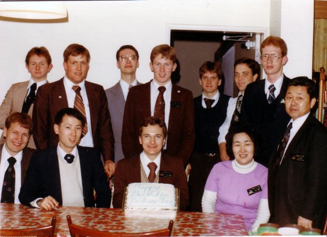 President, Sister Akagi and Staff
Lawrence Byron Esplin
04 Oct 2009