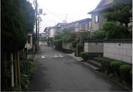 This is a nice little neighborhood in Osaka.  I just always liked this picture.
Jason  Lethbridge
08 May 2006