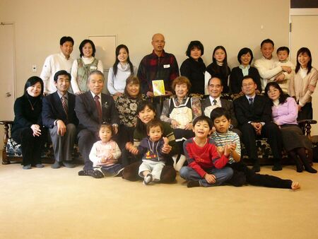 2006nen 1gatu 7niti jmtc tsuchida dendobucho no reunion ga kobede arimasita.
komori kazokuto ikegami kazokumo koraemasita.
CHINATSU  OKITA ADACHI
09 Jan 2006