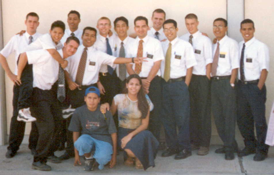 BUENO FALTARON LAS HERMANAS
DORIAN ALEJANDRO  RAMOS LECHUGA
26 Jun 2003