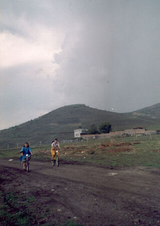 Hmna Gutierrez y Yo
Berenice  Campa
18 Oct 2001