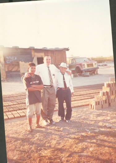 the brick makers
Andrew Joseph Wilcox
24 Apr 2002