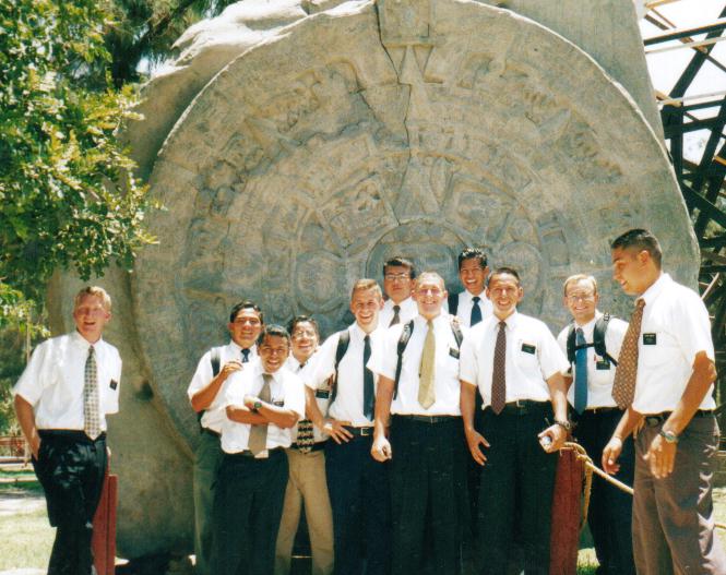 zona mexicali en el bosque de la ciudad
Tyson Thomas Kunz
07 Oct 2003