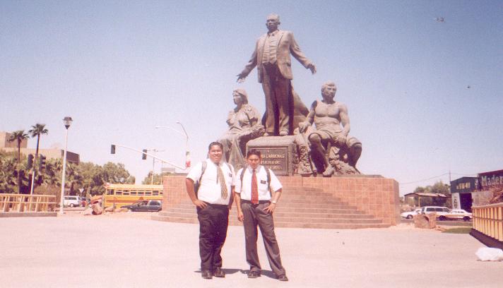 esta fue tomada en el monumento de L. Cardenas, por si conocen mexicali
Iván  Cerón
16 Feb 2004