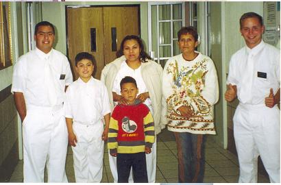 Foto Con Elder De La Cruz y Elder Teachout
Hna. Marilu y su Hijo Eduardo Eric y su hermana.
Jorel  De La Cruz
27 Jan 2005