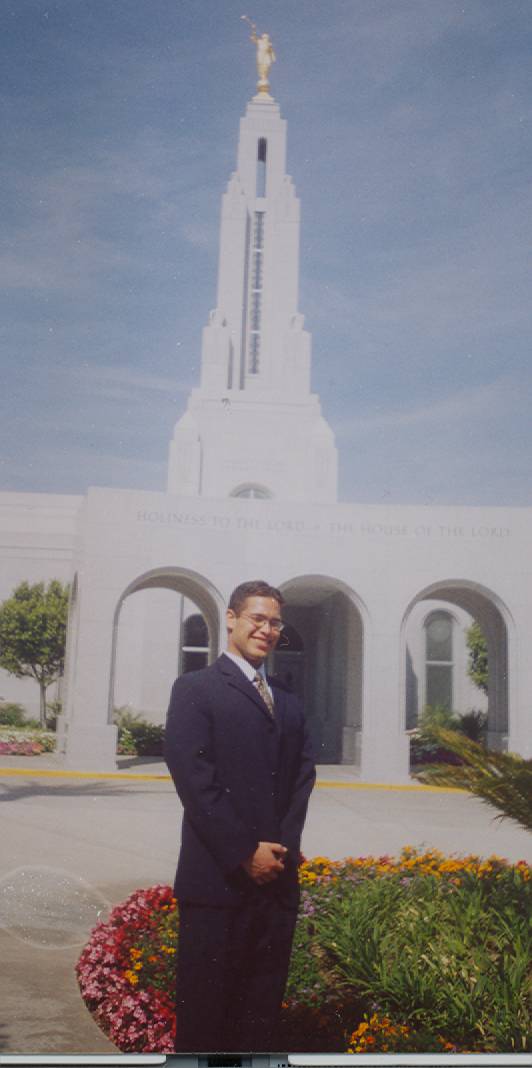 Redlands  California Temple
Ruben Dario  Hoyos
26 Feb 2005
