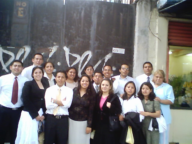 todos panzones y contentos
Erick Leonardo Gutierrez_A
02 Jul 2005