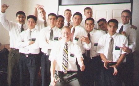 E.Arzate, E.Garcia, E.Gadner, E.Melendez, E.Ceron, E.Bruin, E.Concha, E.Lugo, E.Scatt, E.Salas, E.Garcia y E.Tayler
Gustavo  Lugo
06 Feb 2005