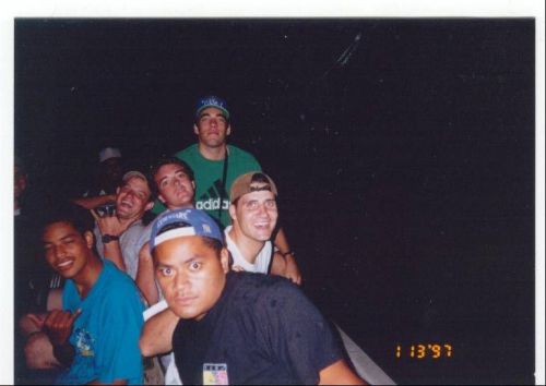 my last p-day in Chuuk, we went fishing.....we caught a shark!.....remember Elder Alati?......miss you dawg!
Kinania F Fangupo
17 May 2003