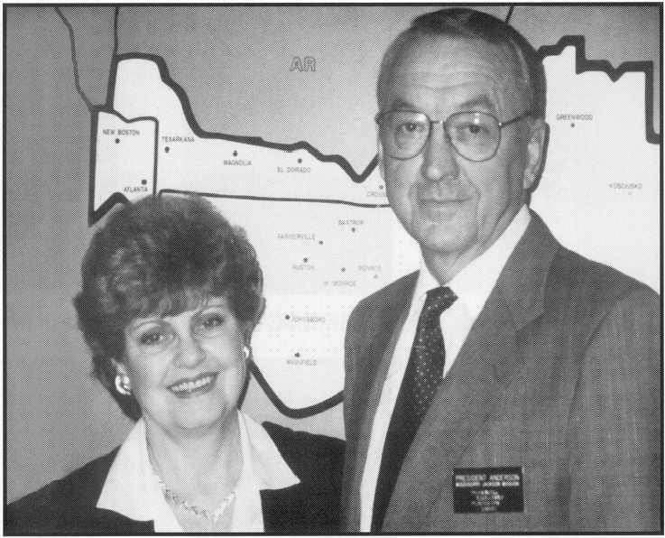 Mission President Robert L Anderson.  1991-1994
Paul D. Conrad
19 Dec 2003