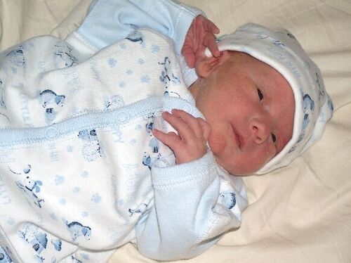 This is my beautiful baby boy
Jonathan Jerel Hunsaker
13 Sep 2004