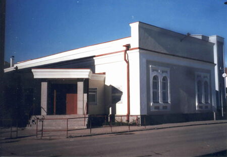 The Tuv Bair was recently closed for remodeling, again.
Garrett  Wilson
13 Jul 2004