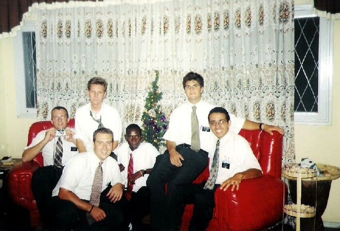 Elders Quitsberg, Siggard, DeAgostini, Bernardo, Samuelian and Silva at The Owens, during 2002 Christmas Season!
Alexandre Alves da Silva
30 Jan 2006