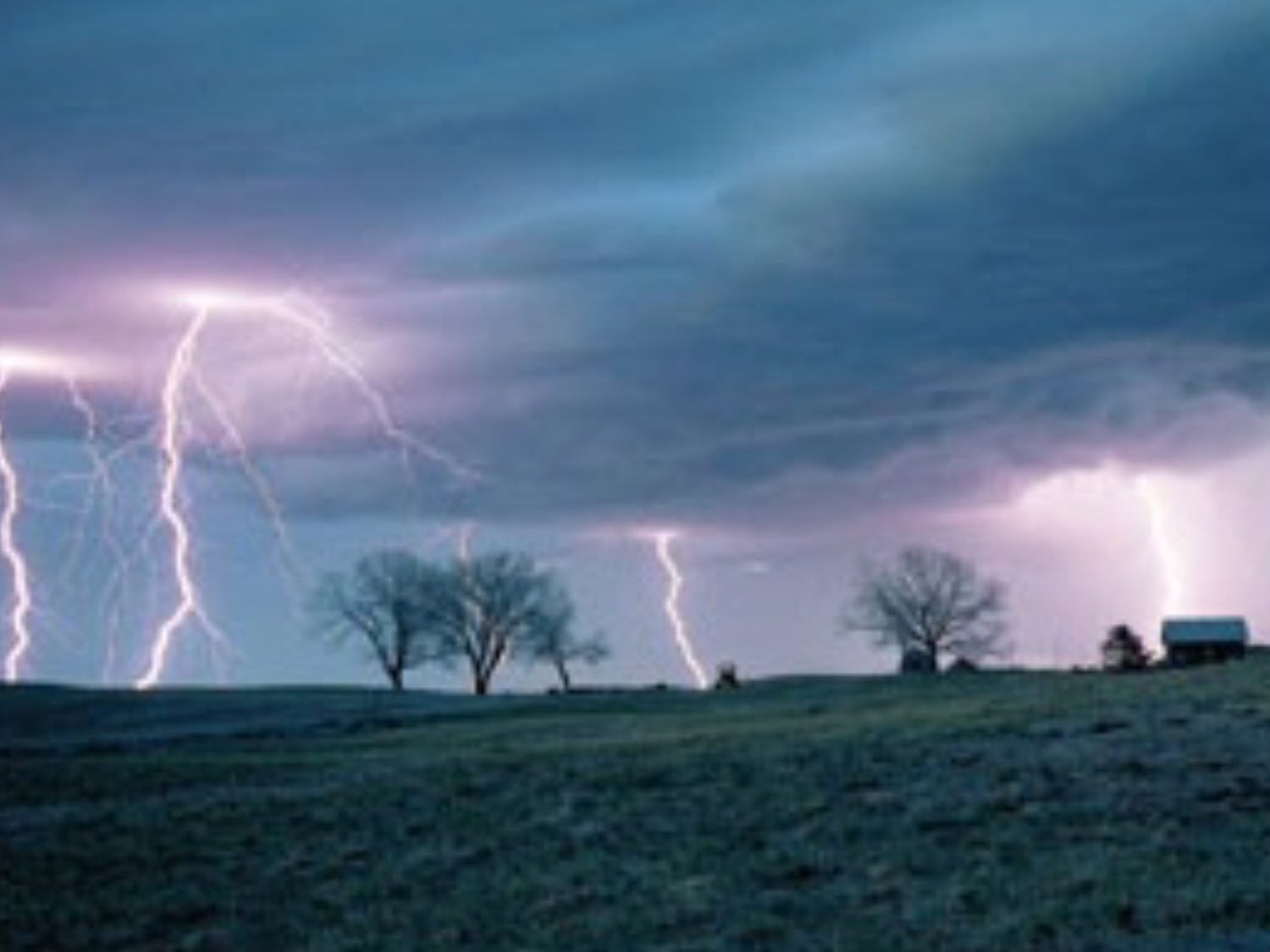 remember the beautiful lightening storms in Nebraska?
Joan Foreman
05 Oct 2003