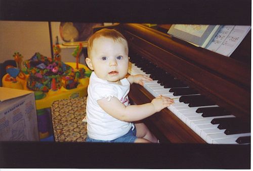 She definately doesn't get her musical talent from her Father!
Jake  Klein
29 Sep 2005