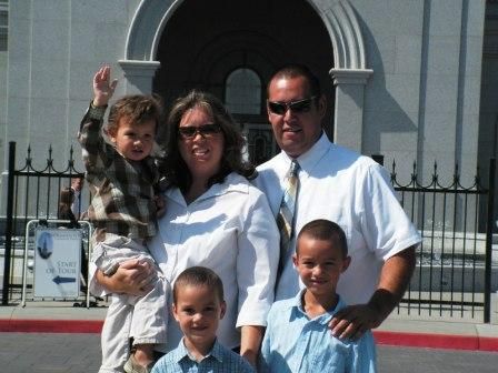Visiting the Sacramento temple at the open house in August 2006.
Traci Hansen Ae
02 Oct 2006